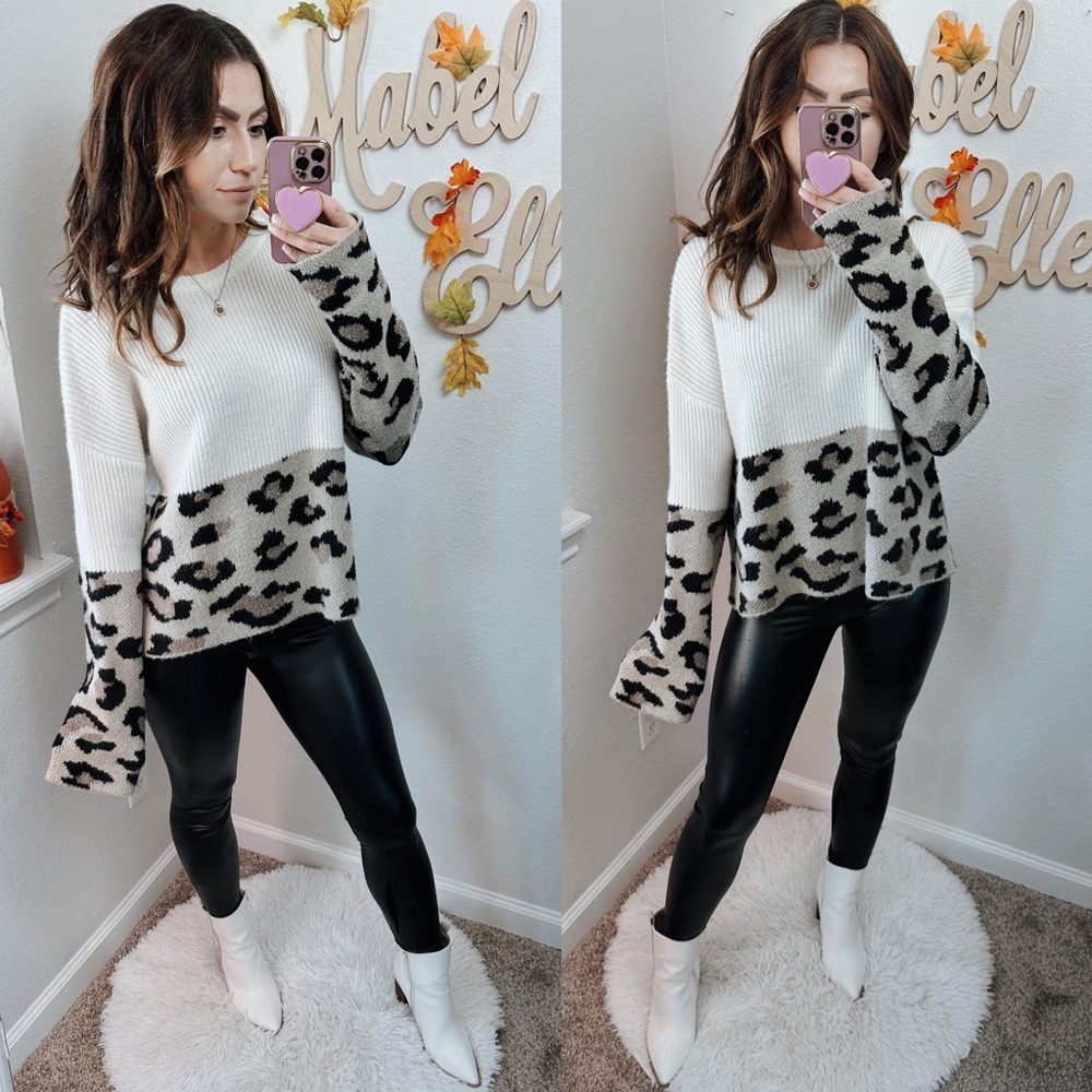 💙Blue B swanky ivory color block leopard printed flare sleeve sweater size S/M